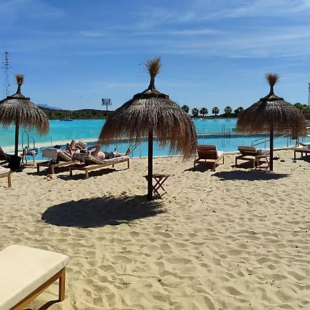Alcazaba Lagoon
