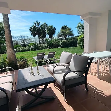 Daire Alcazaba Lagoon